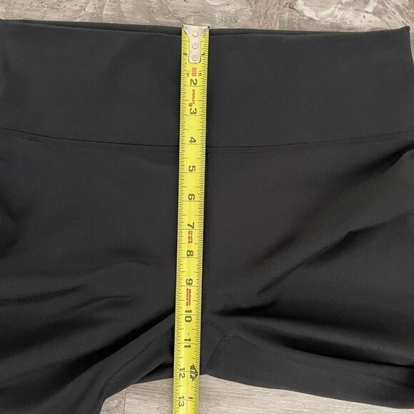 Women’s Fabletics Black with Pink‎ Accent Compression Leggings See Measurements - Picture 6 of 9
